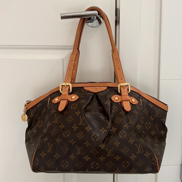 Authentic - Louis Vuitton Tivoli GM (Grand Modele) monogram - Picture 11 of 15